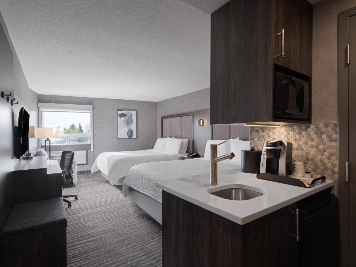 Holiday Inn Calgary Airport By Ihg Екстер'єр фото