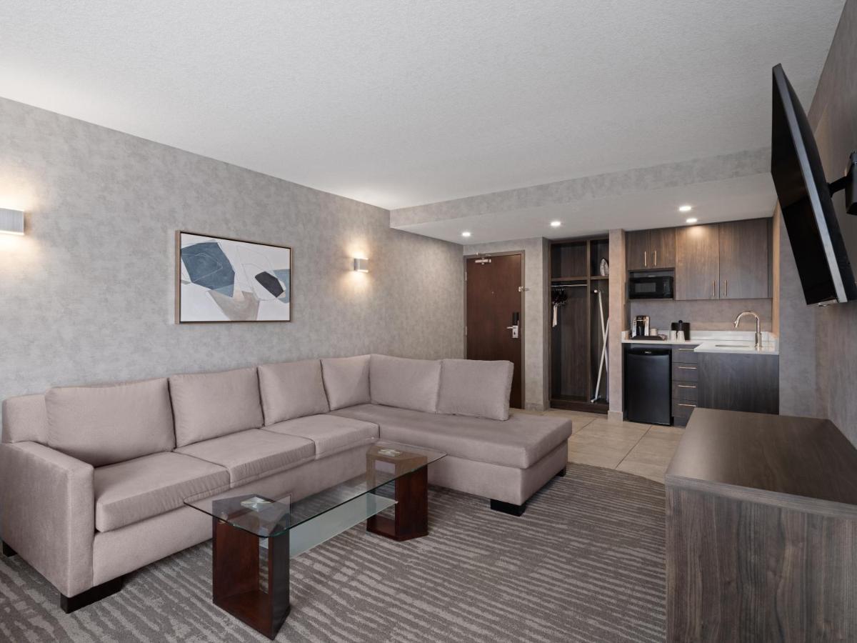 Holiday Inn Calgary Airport By Ihg Екстер'єр фото