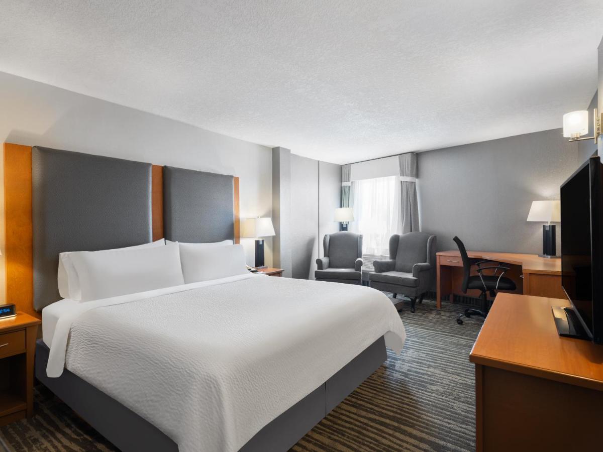 Holiday Inn Calgary Airport By Ihg Екстер'єр фото
