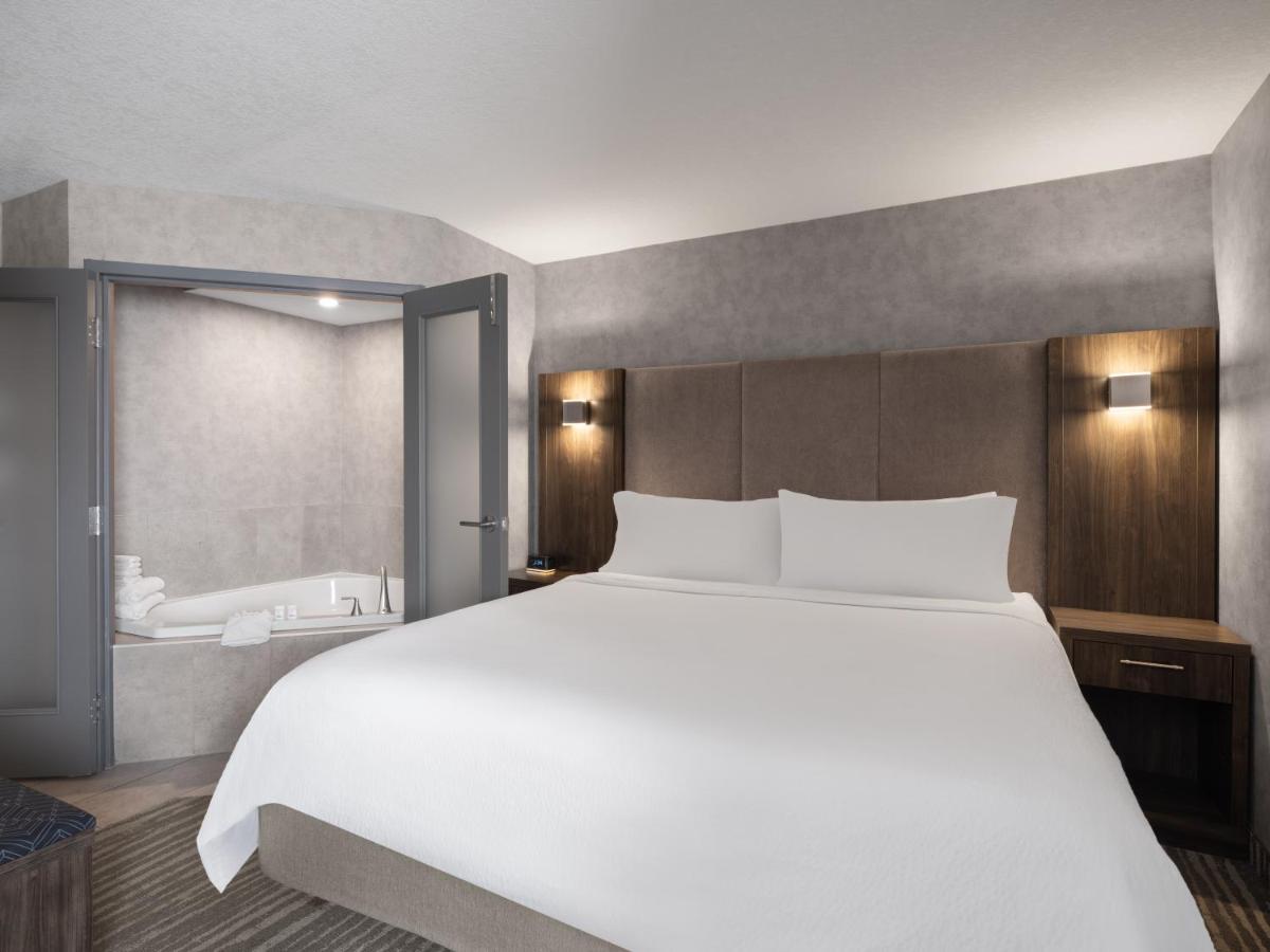 Holiday Inn Calgary Airport By Ihg Екстер'єр фото