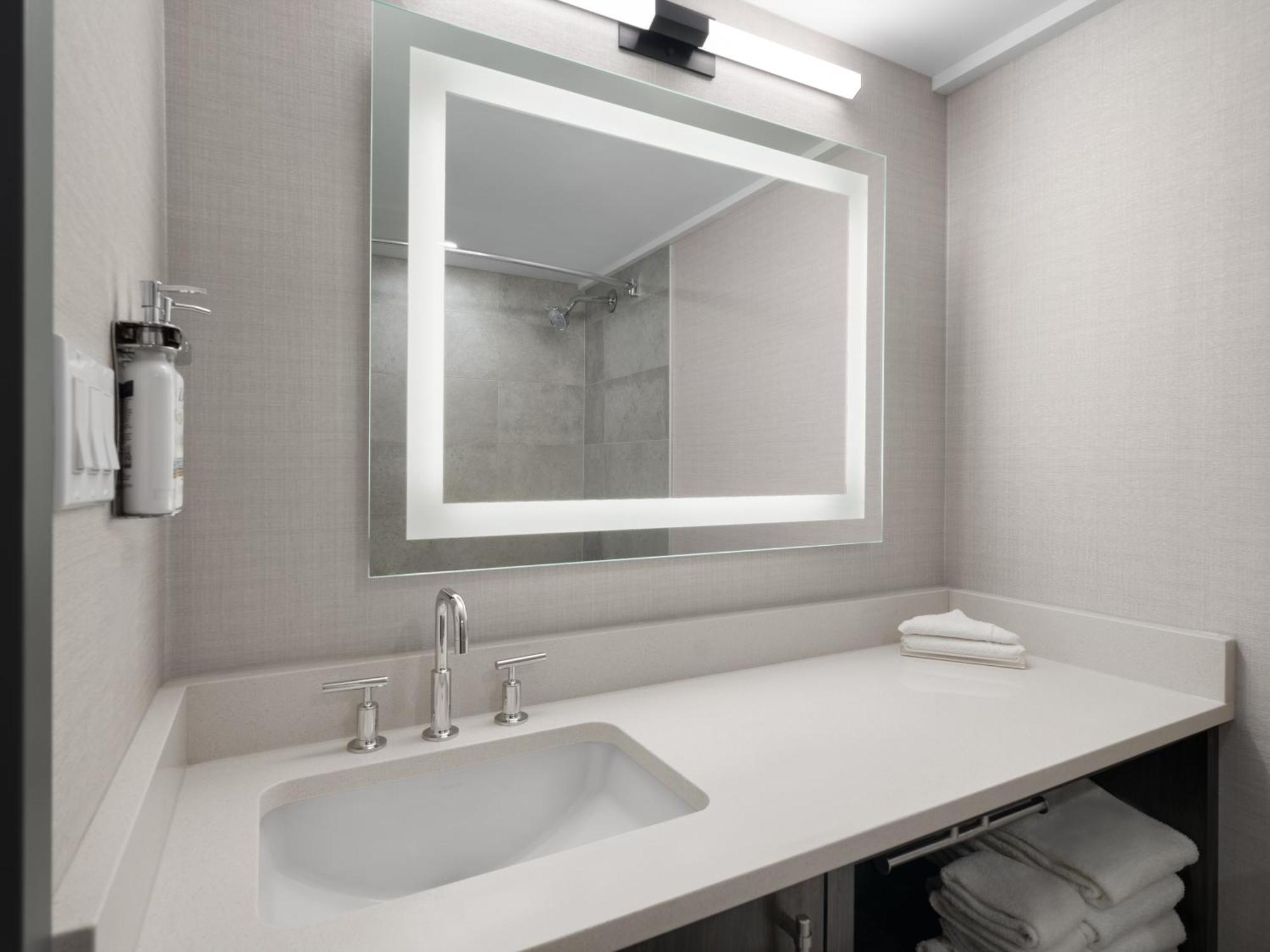 Holiday Inn Calgary Airport By Ihg Екстер'єр фото