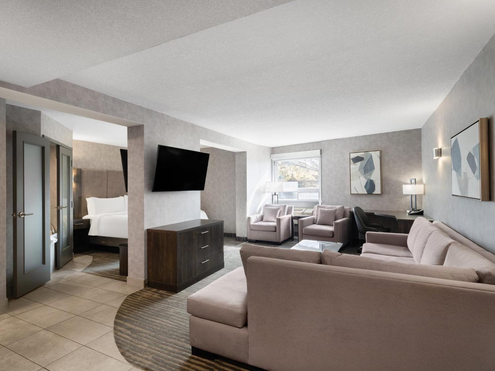 Holiday Inn Calgary Airport By Ihg Екстер'єр фото